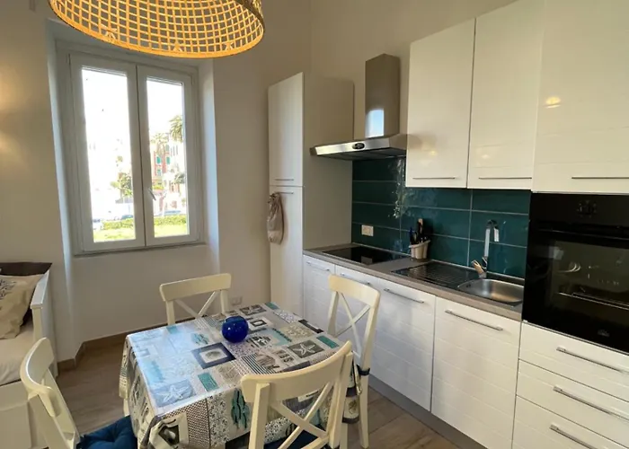 Note Marine - Centro 10 Passi Da Stabilimenti Daire Nettuno