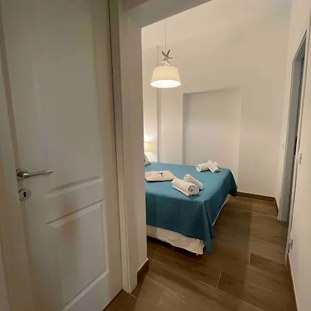 Apartment Centro A 10 Mt Dal Mare Note Marine Nettuno